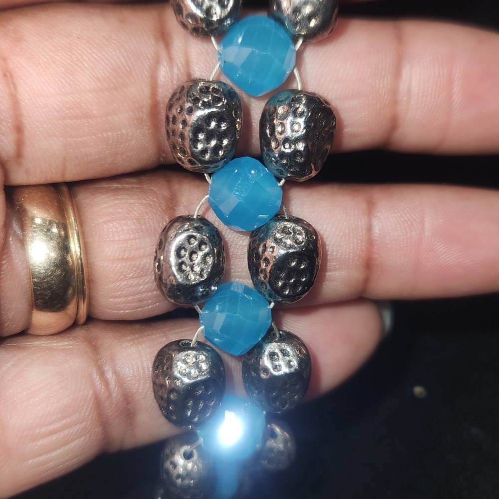 Hammered Silver‎ Tone and Faceted Blue Bead Toggle Clasp Bracelet Boho Chunky